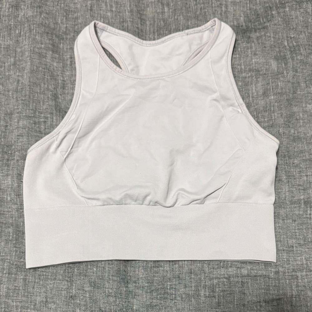 Women's Lulu Lemon pale purple Sports Bra